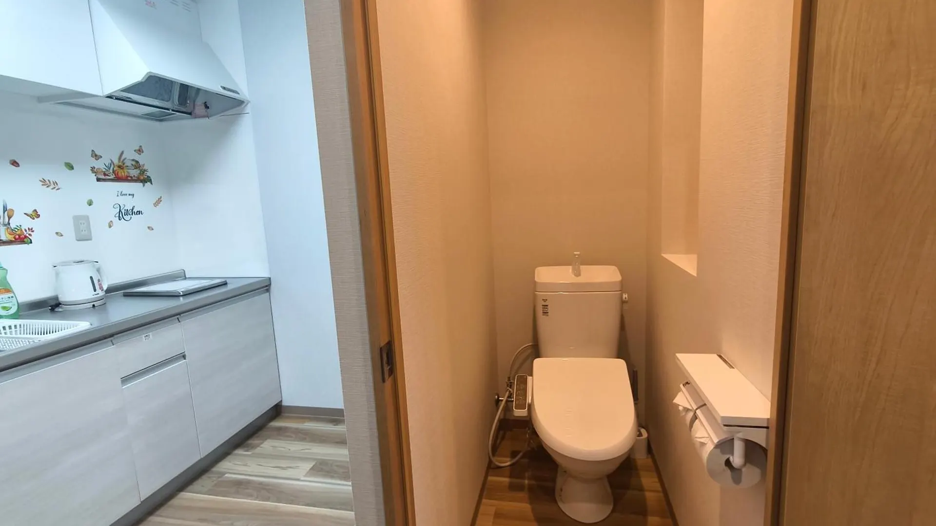 Apartman Issyuku Hotel Kotobuki Sanchome Tokió Japán