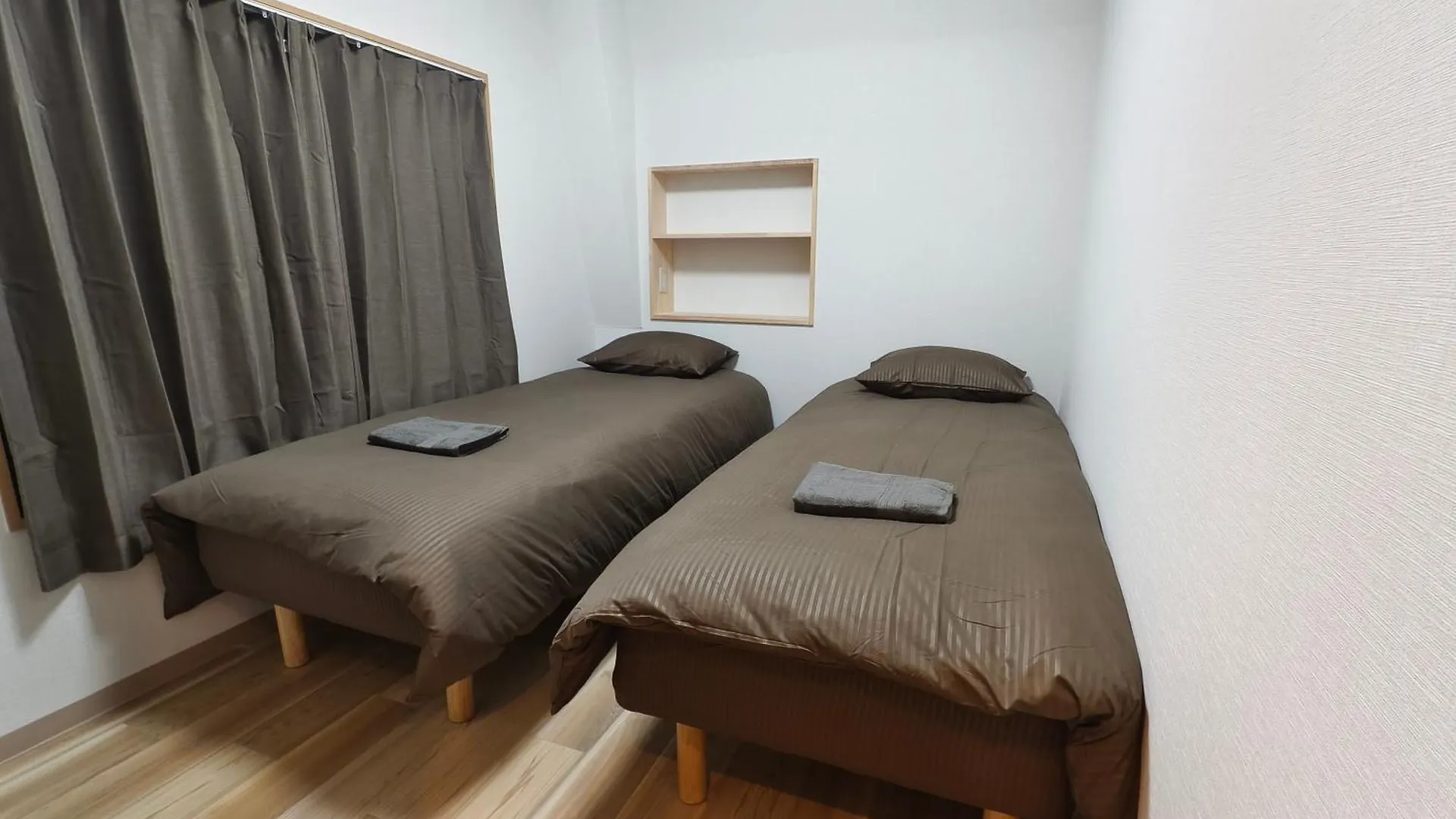 Apartman Issyuku Hotel Kotobuki Sanchome Tokió