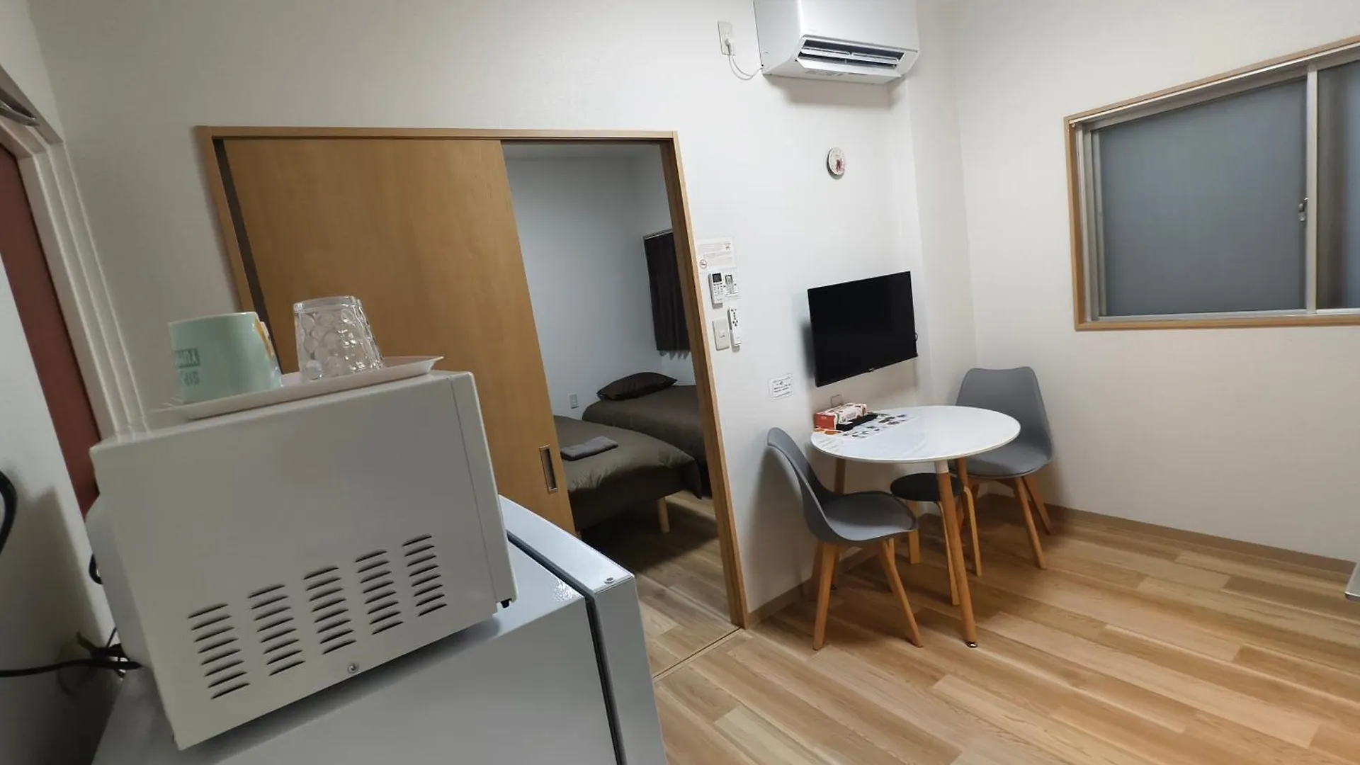 Apartman Issyuku Hotel Kotobuki Sanchome Tokió Japán