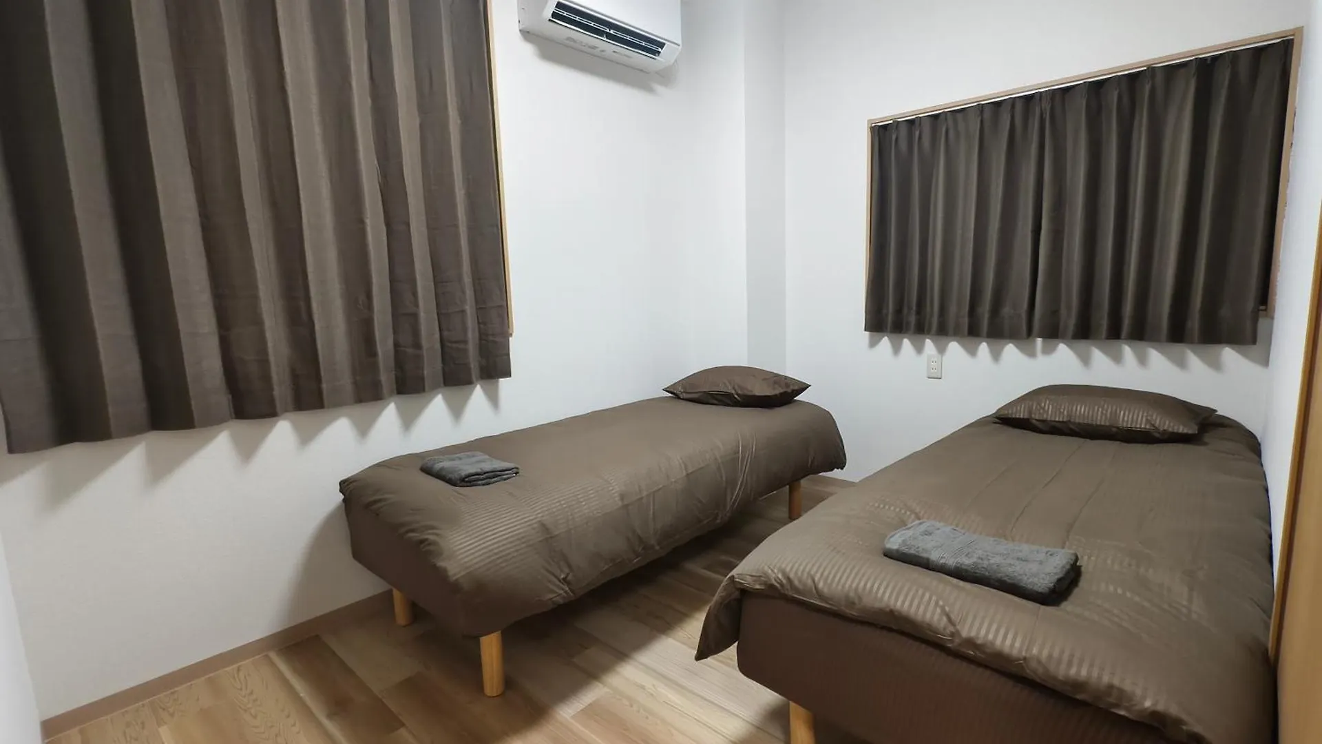 Issyuku Hotel Kotobuki Sanchome Tokió 0*,