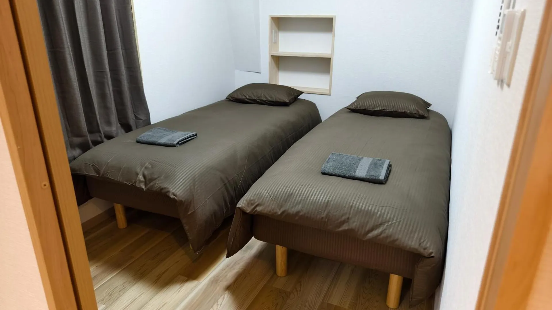 Apartman Issyuku Hotel Kotobuki Sanchome Tokió